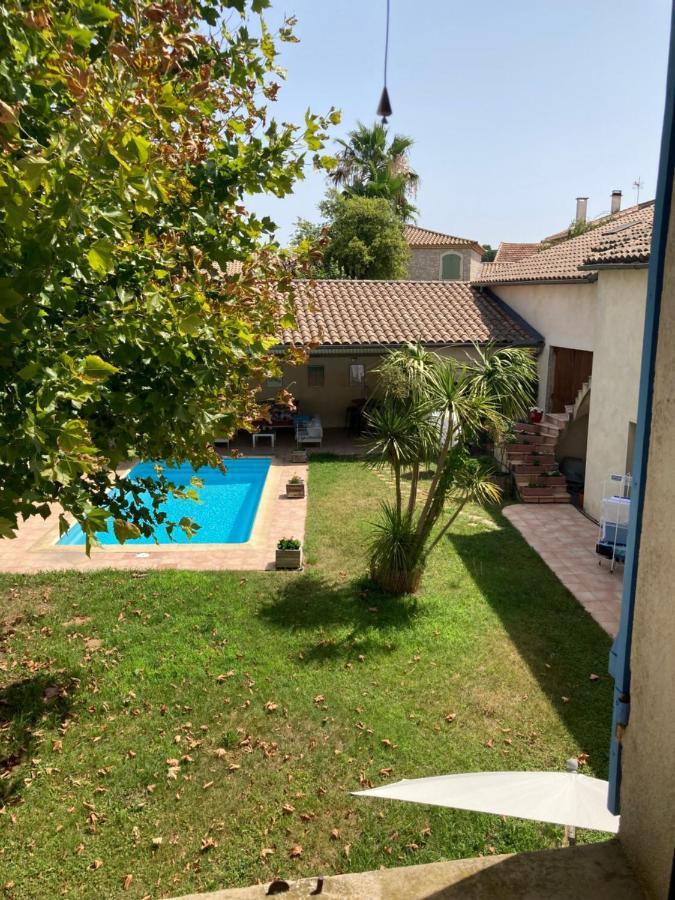 Villa Entre Vigne Et Camargue Générac Exterior foto