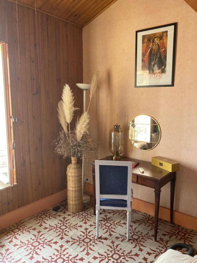 Villa Entre Vigne Et Camargue Générac Exterior foto